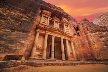 Tour privado de Petra y el monasterio desde Amman
